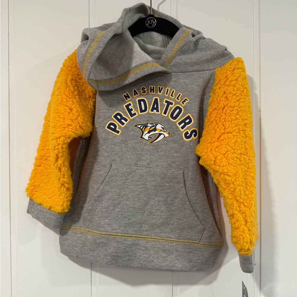 NHL Nashville Predators Sweatshirt